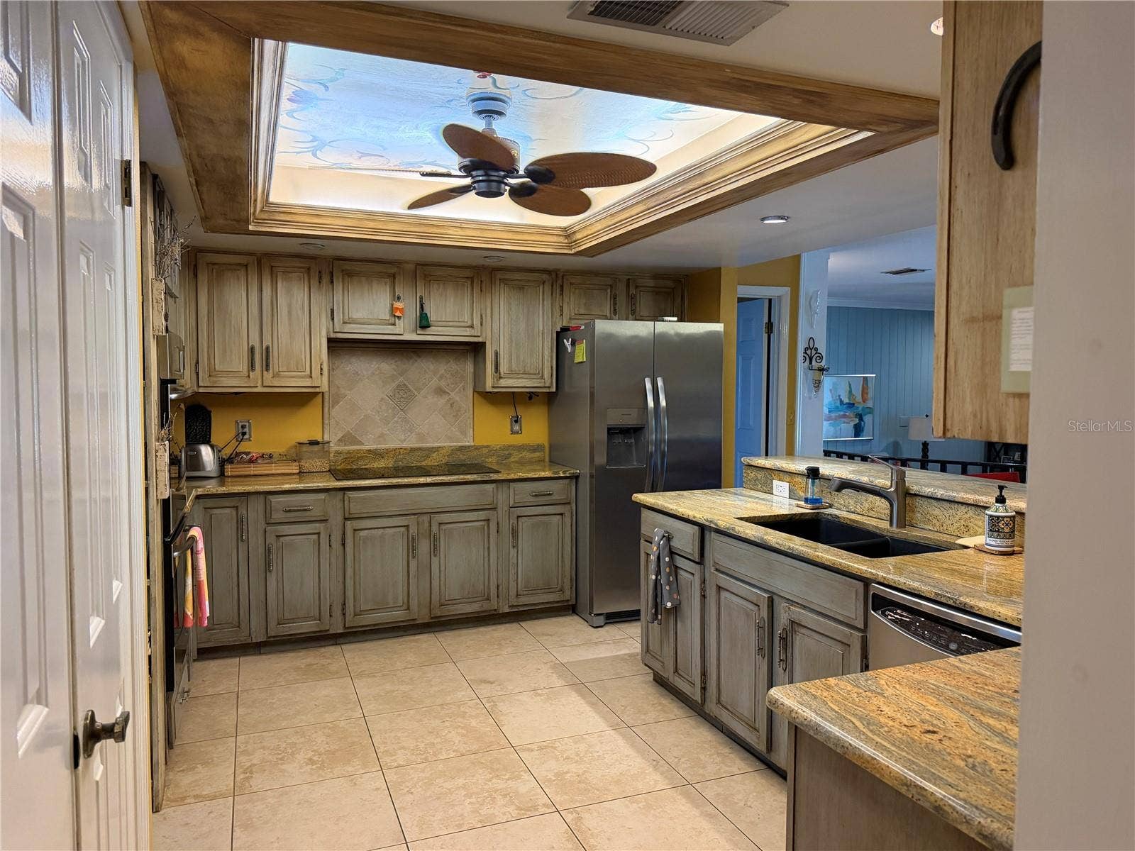 1114 WALD ROAD, Orlando, FL 32806 Kitchen
