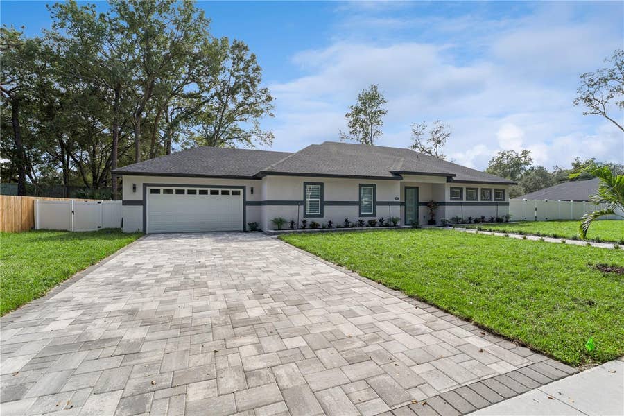 Property photo for 1110 DUNBRIDGE STREET, Apopka, FL