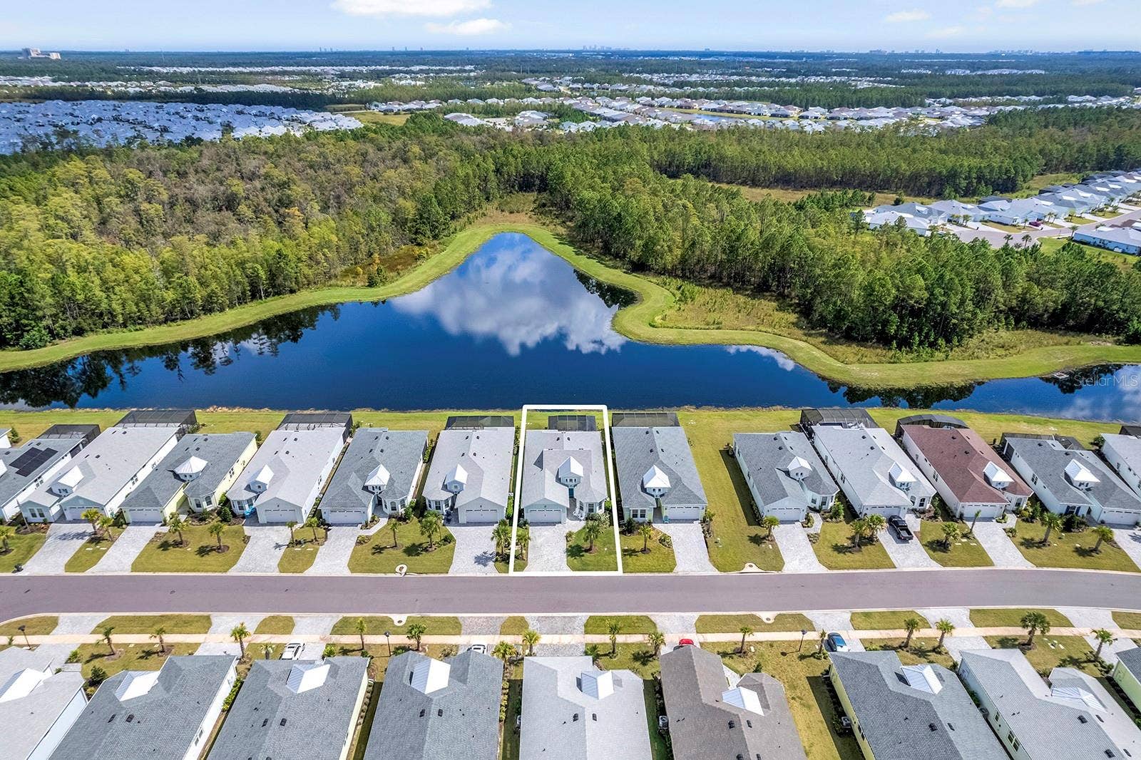 733 MARGARITAVILLE AVENUE, Daytona Beach, FL 32124