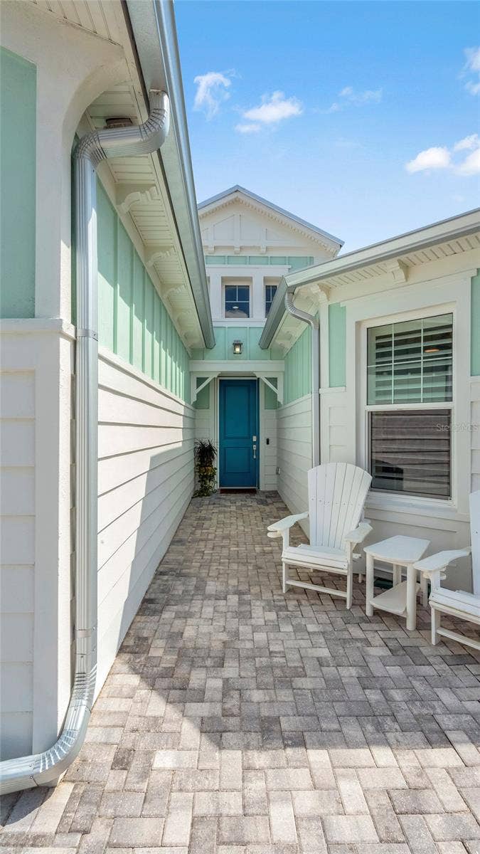 733 MARGARITAVILLE AVENUE, Daytona Beach, FL 32124