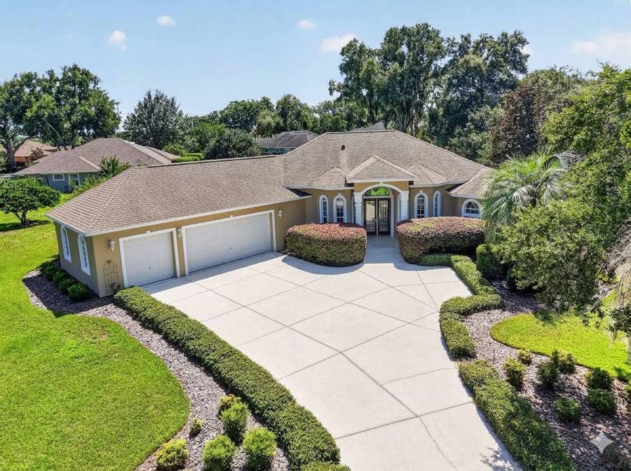 Property photo for 6053 SPINNAKER LOOP, Lady Lake, FL