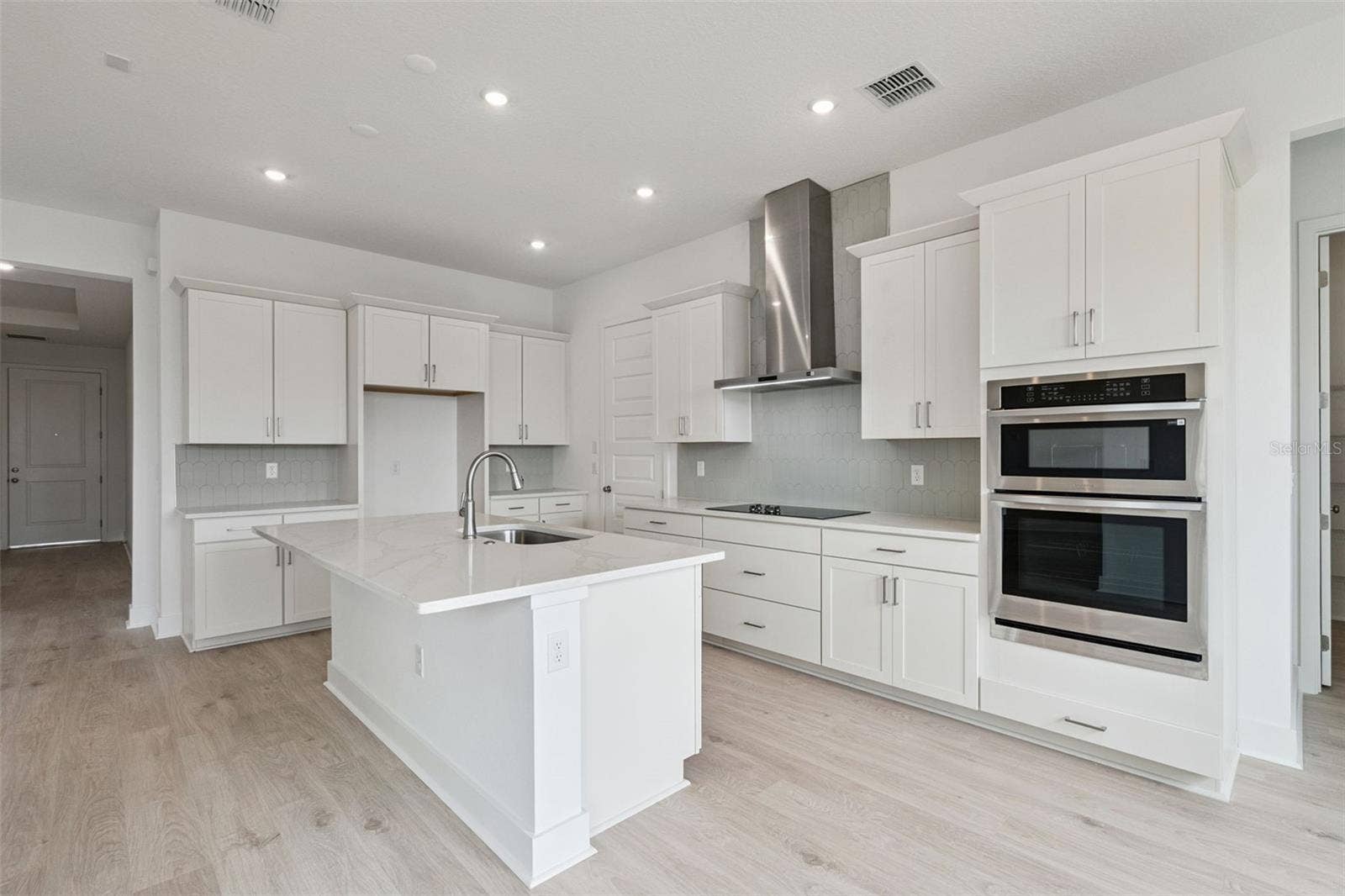 17602 JAPONICA BLOOM DRIVE, Winter Garden, FL 34787 Representative photo kitchen