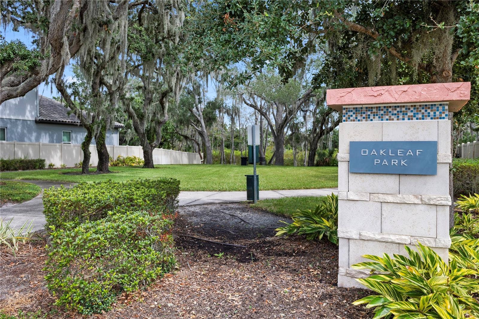 2052 WOOD THRUSH LANE, Winter Park, FL 32792 2052 WOOD THRUSH LANE, Winter Park, FL 32792