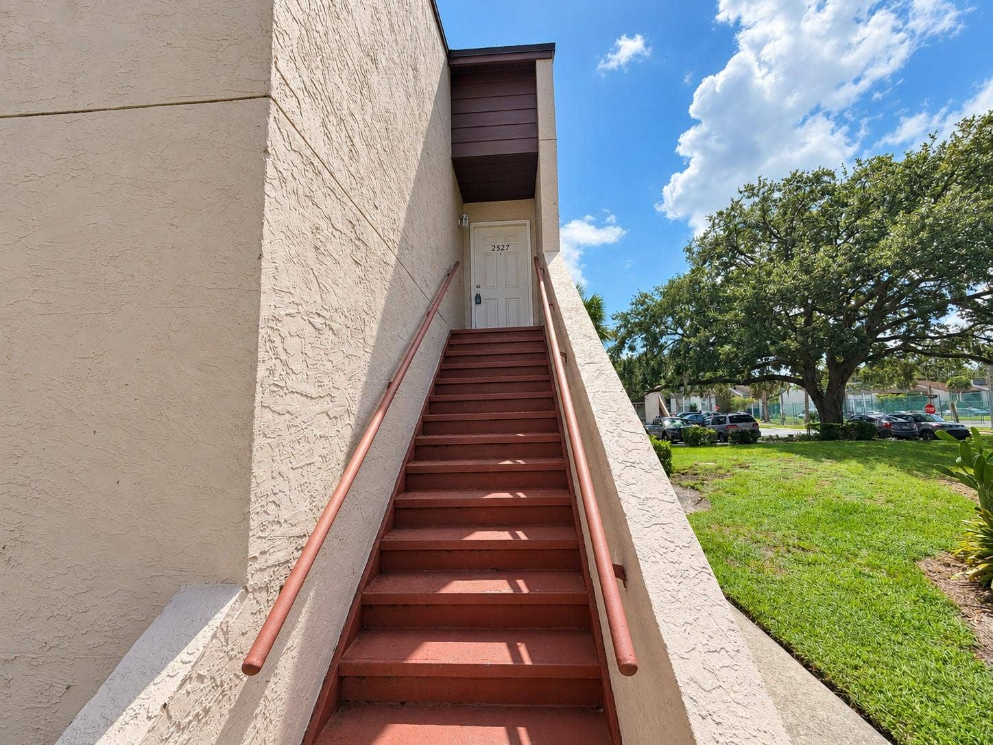 2527 CITRUS CLUB LANE, #3904, Orlando, FL 32839 WELCOME to 2527 Citrus Club Lane!