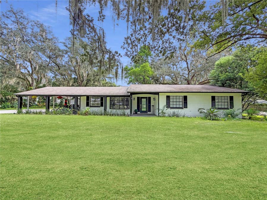 Property photo for 6118 CARLA CIRCLE, Lakeland, FL