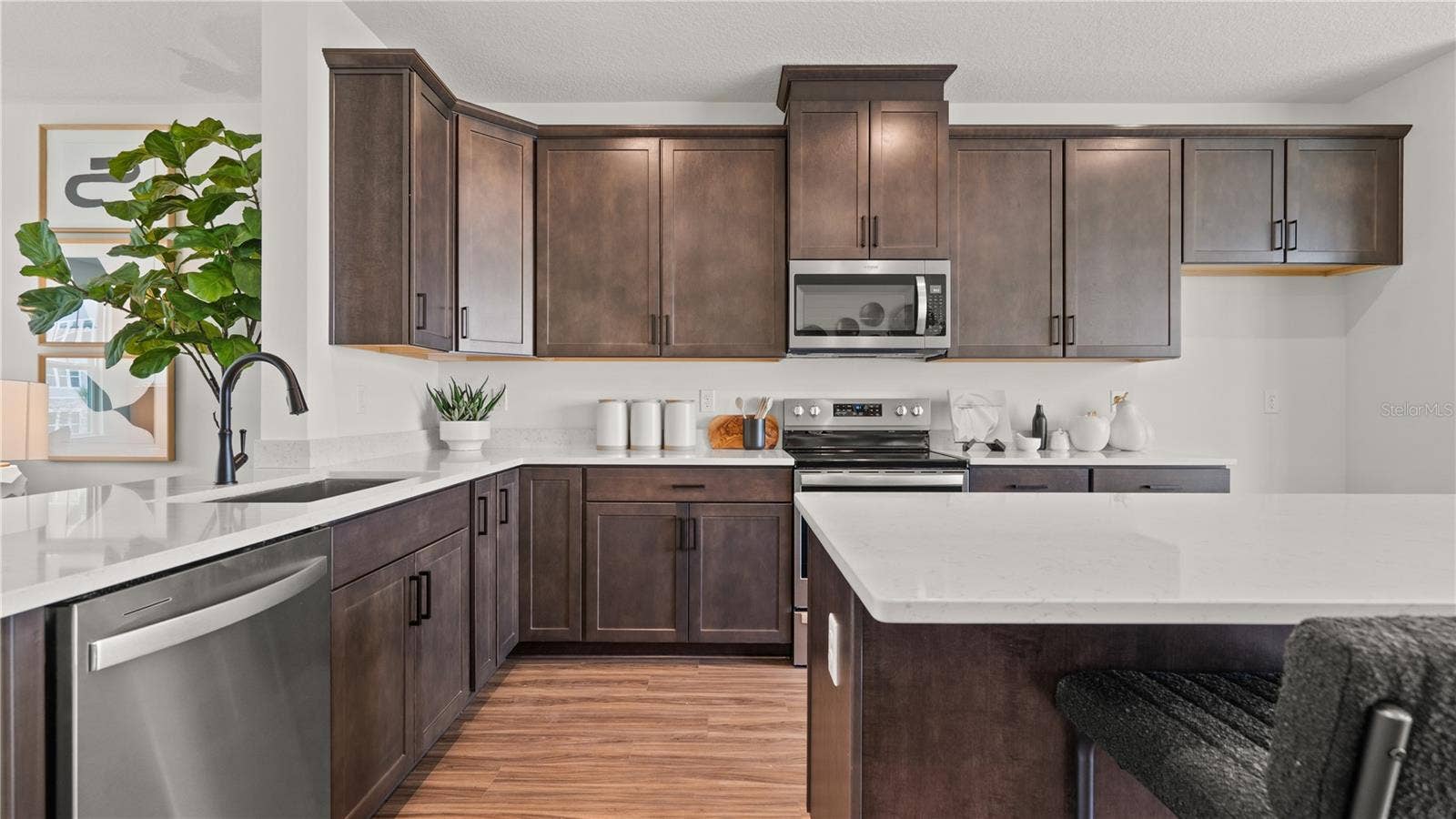15231 GROVESIDE ROAD, Winter Garden, FL 34787 15231 GROVESIDE ROAD, Winter Garden, FL 34787