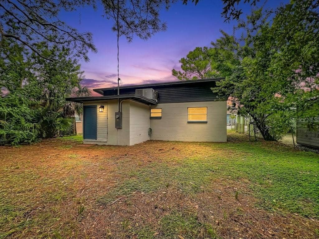 1127 GROVE AVENUE, Cocoa, FL 32922 1127 GROVE AVENUE, Cocoa, FL 32922