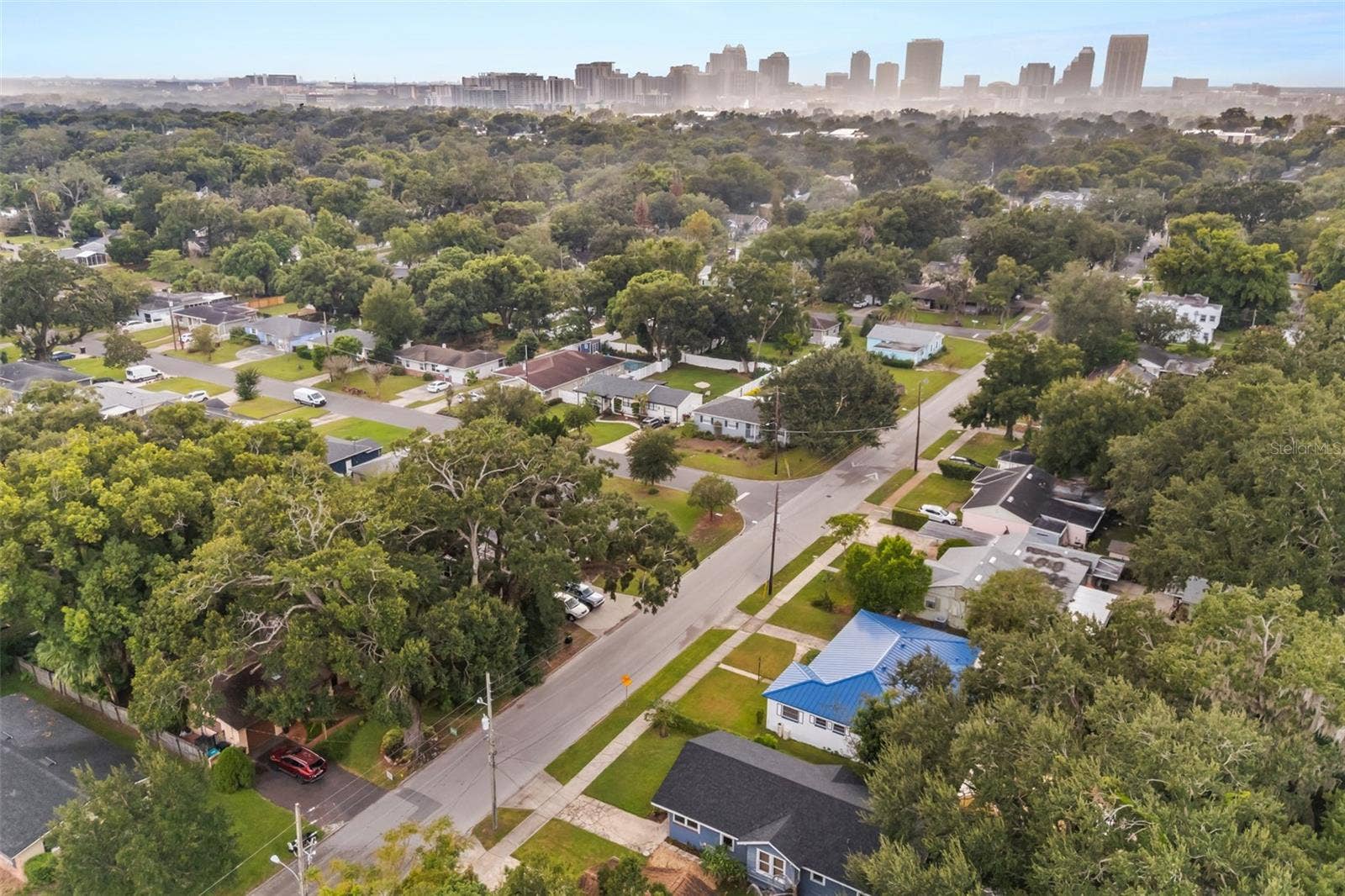 1915 E CONCORD STREET, Orlando, FL 32803