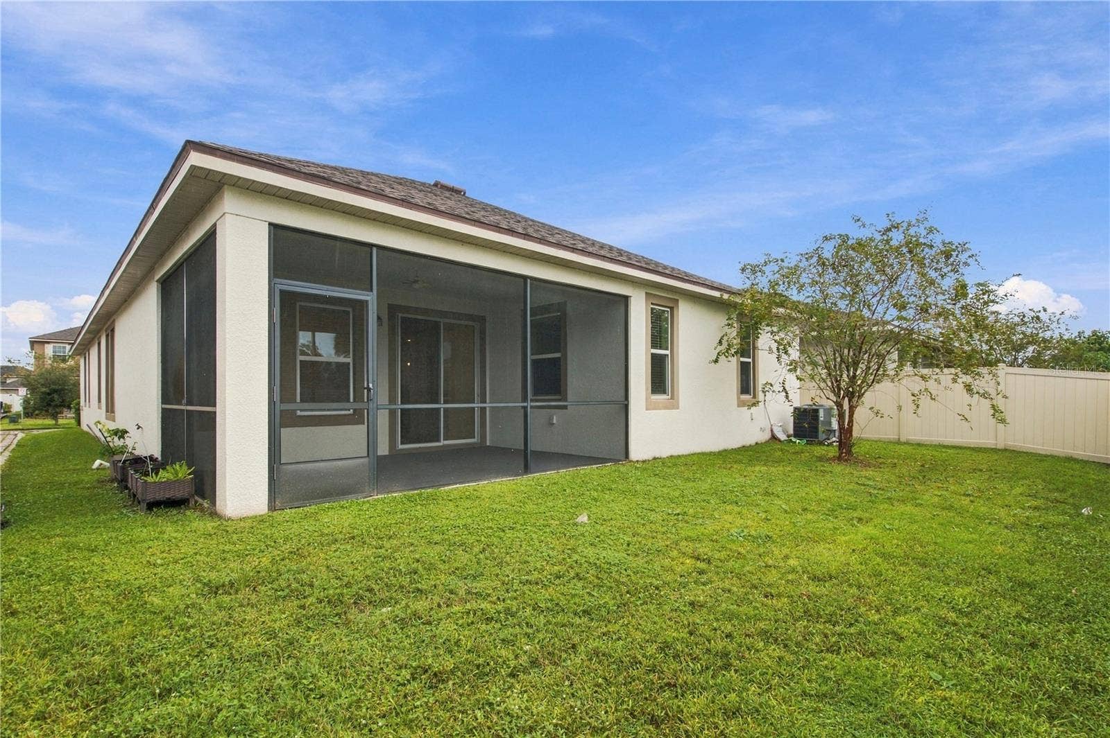 2500 AVIAN LOOP, Kissimmee, FL 34741