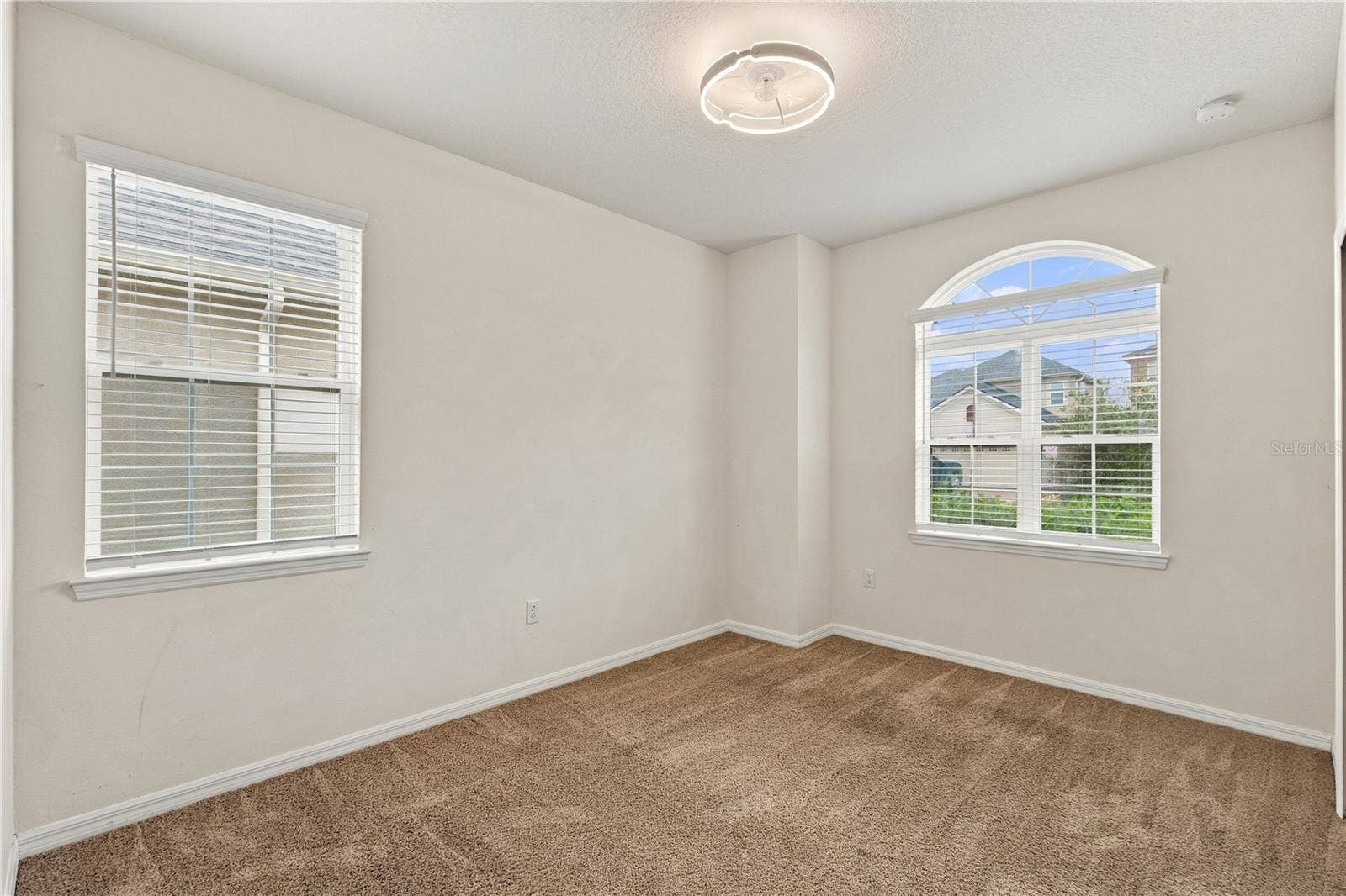2500 AVIAN LOOP, Kissimmee, FL 34741