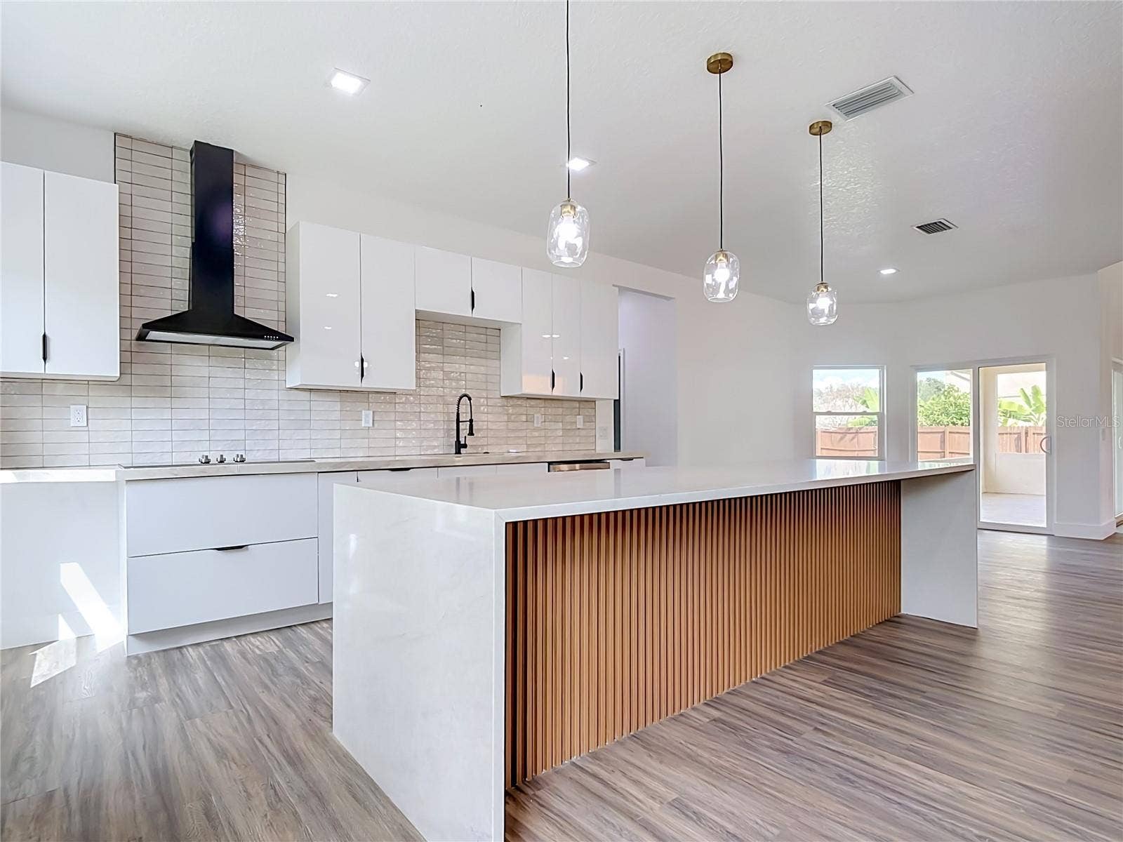 4203 LUGANO COURT, Kissimmee, FL 34746 4203 LUGANO COURT, Kissimmee, FL 34746