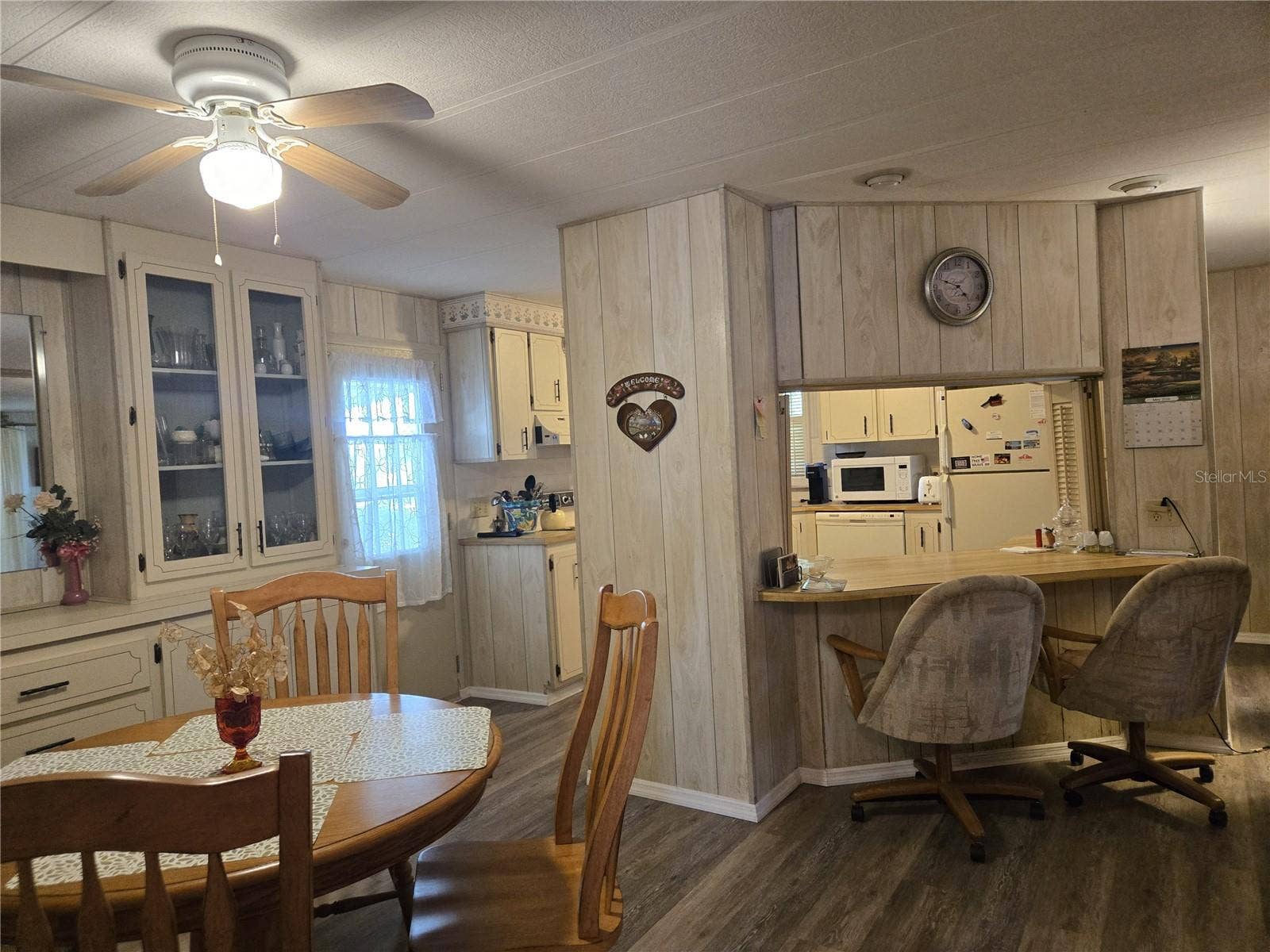 DINING TO KITCHEN