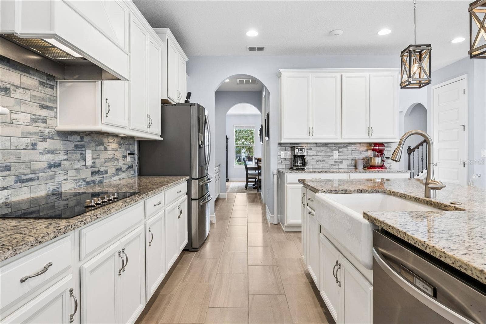 10048 BEACH PORT DRIVE, Winter Garden, FL 34787 Farm Sink & LOts Of Cabinets