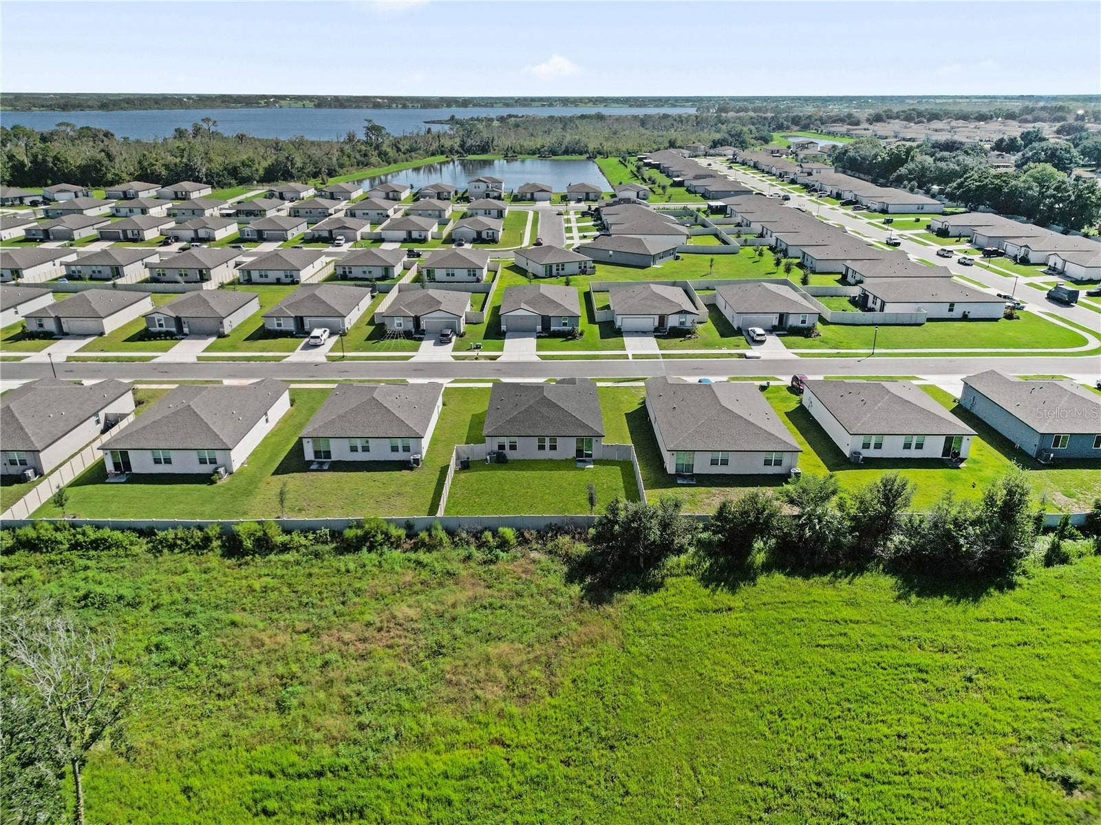 1329 OAK VALLEY DRIVE, Auburndale, FL 33823 1329 OAK VALLEY DRIVE, Auburndale, FL 33823