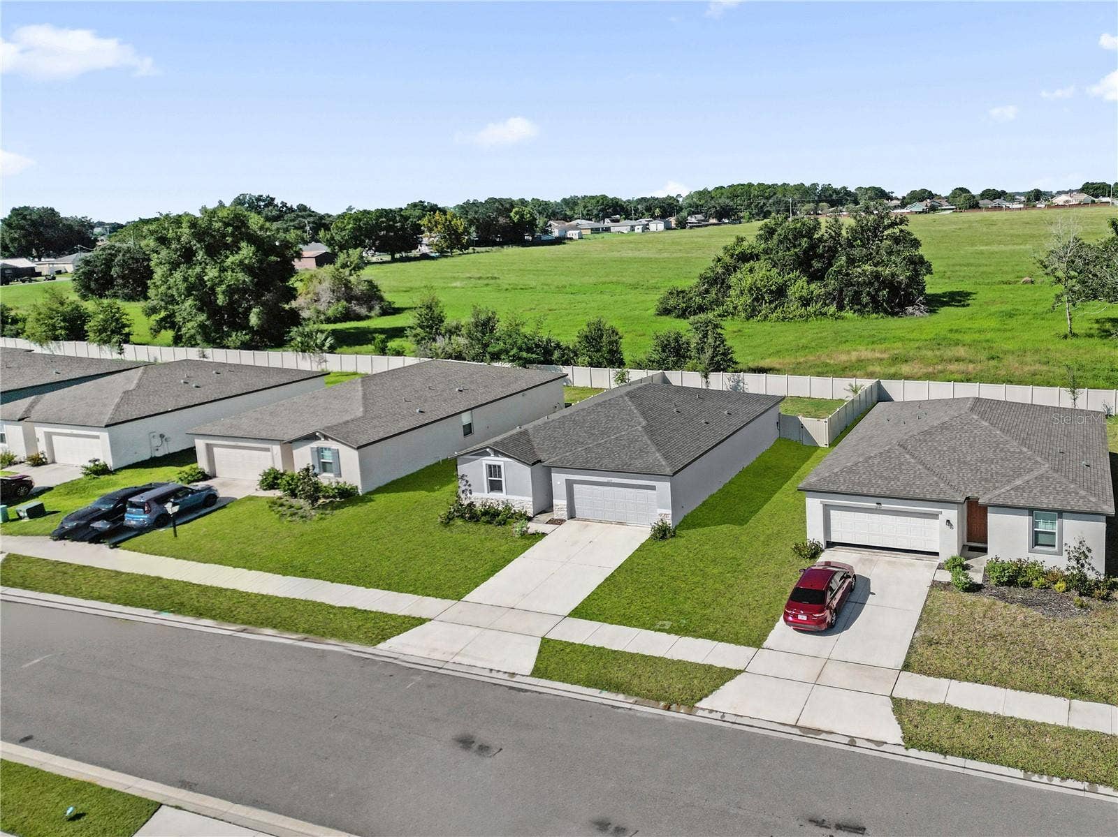 1329 OAK VALLEY DRIVE, Auburndale, FL 33823 1329 OAK VALLEY DRIVE, Auburndale, FL 33823