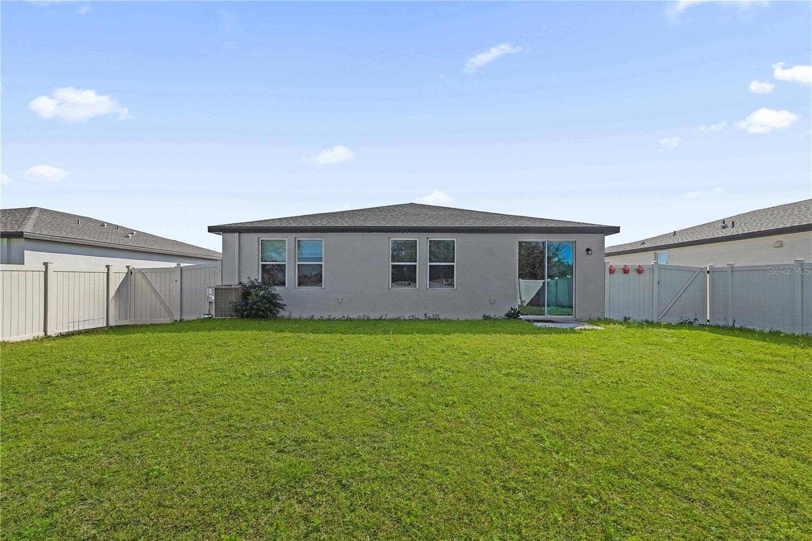 1329 OAK VALLEY DRIVE, Auburndale, FL 33823 1329 OAK VALLEY DRIVE, Auburndale, FL 33823
