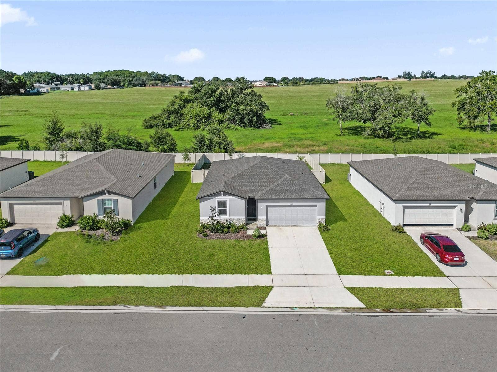 1329 OAK VALLEY DRIVE, Auburndale, FL 33823 1329 OAK VALLEY DRIVE, Auburndale, FL 33823