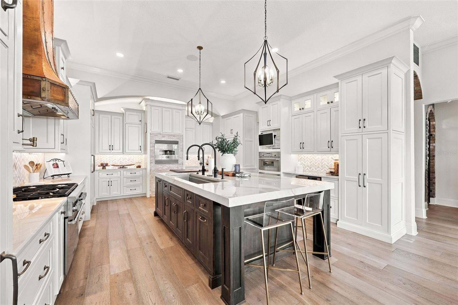 9602 MAYWOOD DRIVE, Windermere, FL 34786 9602 MAYWOOD DRIVE, Windermere, FL 34786
