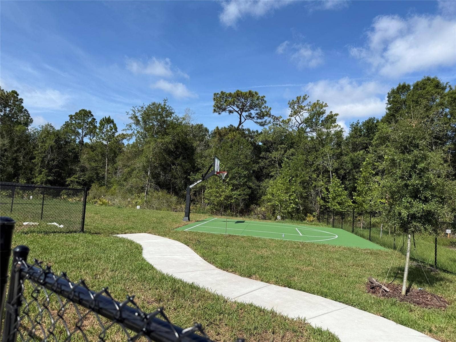 6059 FELLOW WAGON WAY, Orlando, FL 32822 6059 FELLOW WAGON WAY, Orlando, FL 32822