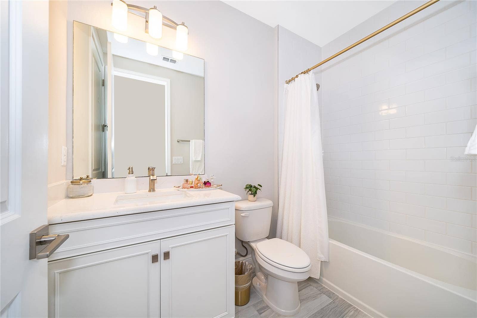 16230 VOLTERRA POINT, Bella Collina, FL 34756
