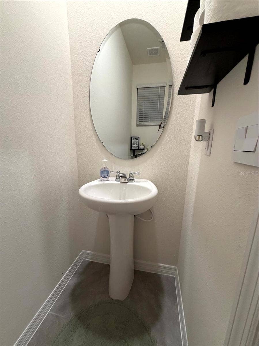 1300 MAKO WAY, Kissimmee, FL 34741 1300 MAKO WAY, Kissimmee, FL 34741
