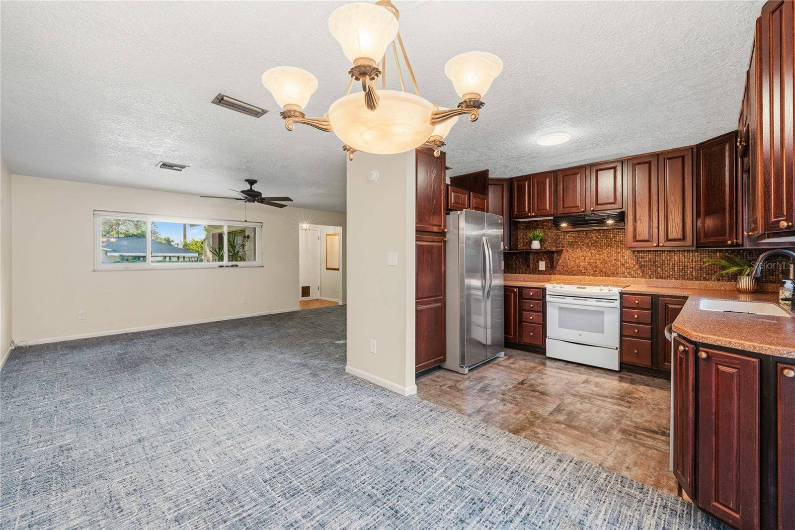 329 TANGERINE STREET, Altamonte Springs, FL 32701 329 TANGERINE STREET, Altamonte Springs, FL 32701