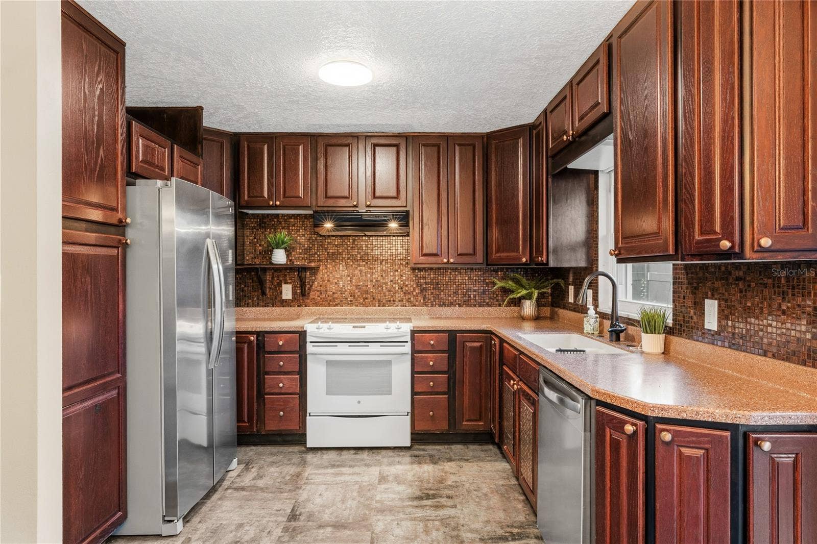329 TANGERINE STREET, Altamonte Springs, FL 32701 329 TANGERINE STREET, Altamonte Springs, FL 32701