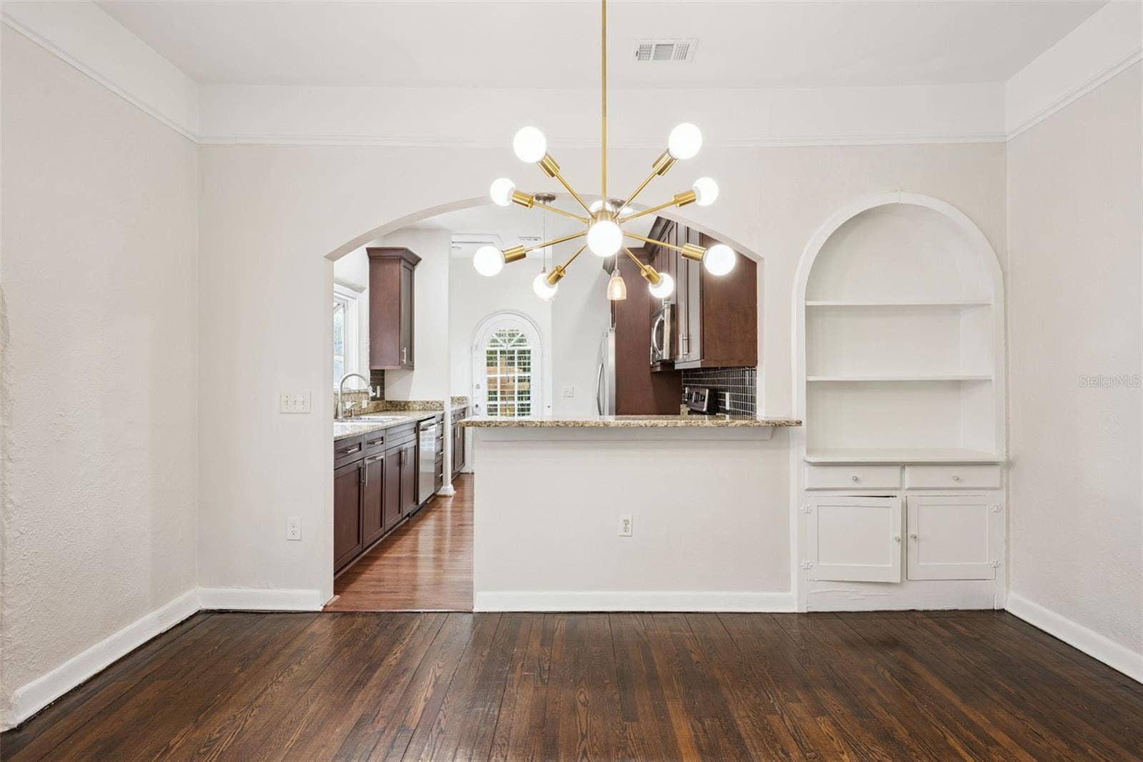 215 S LAWSONA BOULEVARD, Orlando, FL 32801 Dining Room