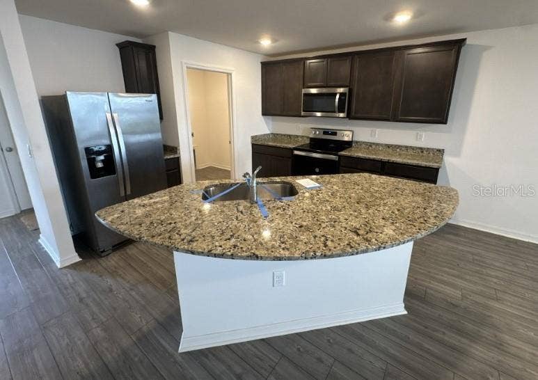 1695 WYNFORD CIRCLE, Tavares, FL 32778 1695 WYNFORD CIRCLE, Tavares, FL 32778