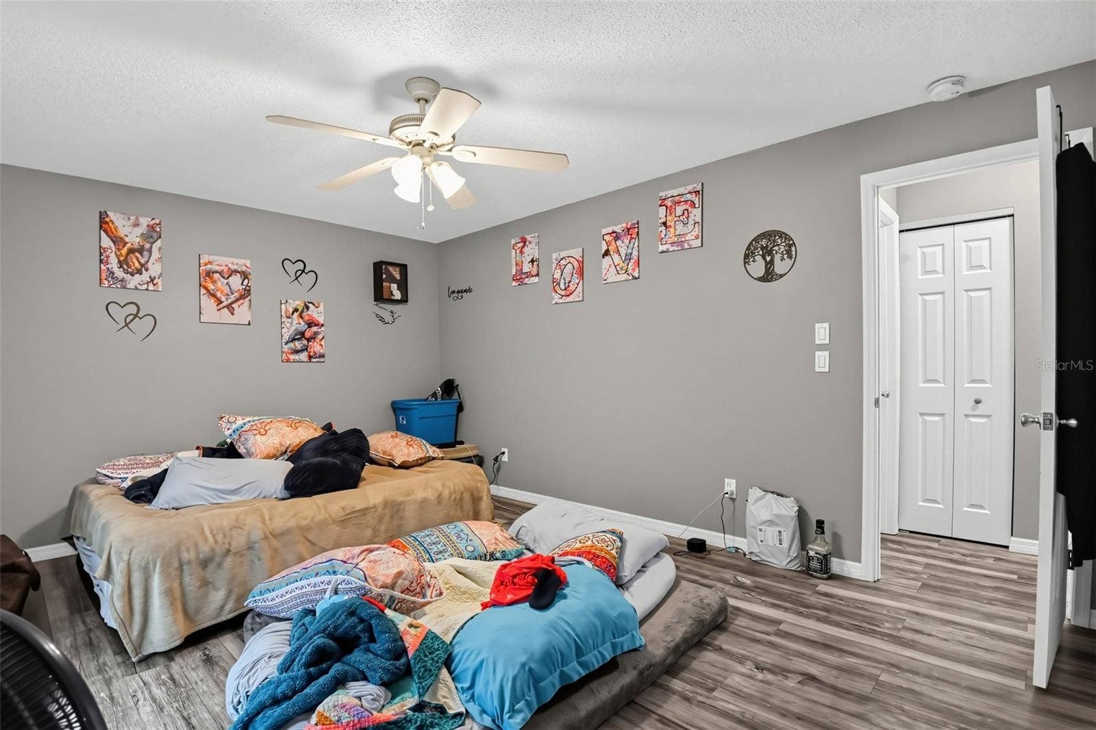 1959 MENGER CIRCLE, South Daytona, FL 32119 1959 MENGER CIRCLE, South Daytona, FL 32119
