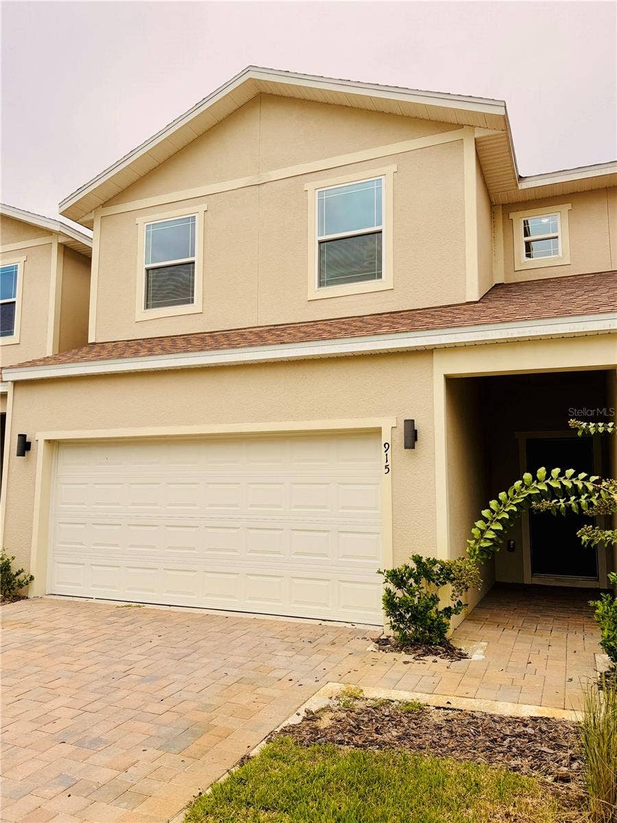 Property photo for 915 LAKEFRONT VILLAGE DRIVE, Clermont, FL