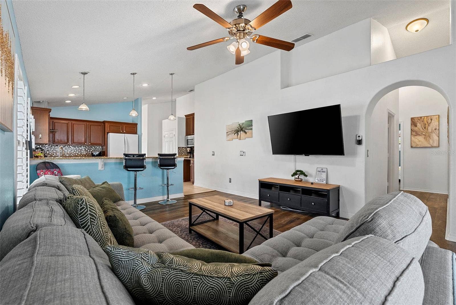 1541 INDIAN OAKS TRAIL, Kissimmee, FL 34747 1541 INDIAN OAKS TRAIL, Kissimmee, FL 34747
