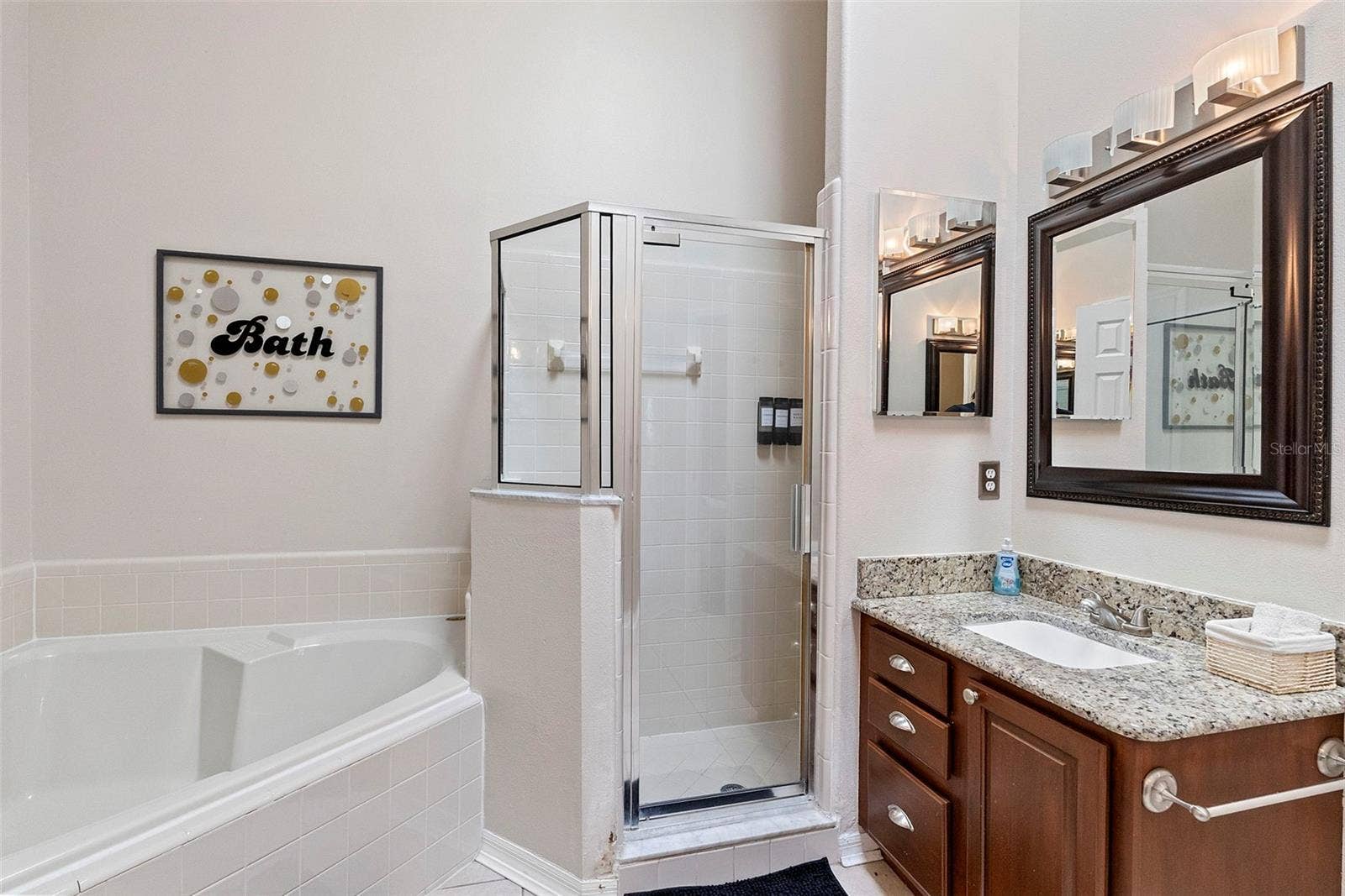 1541 INDIAN OAKS TRAIL, Kissimmee, FL 34747 1541 INDIAN OAKS TRAIL, Kissimmee, FL 34747