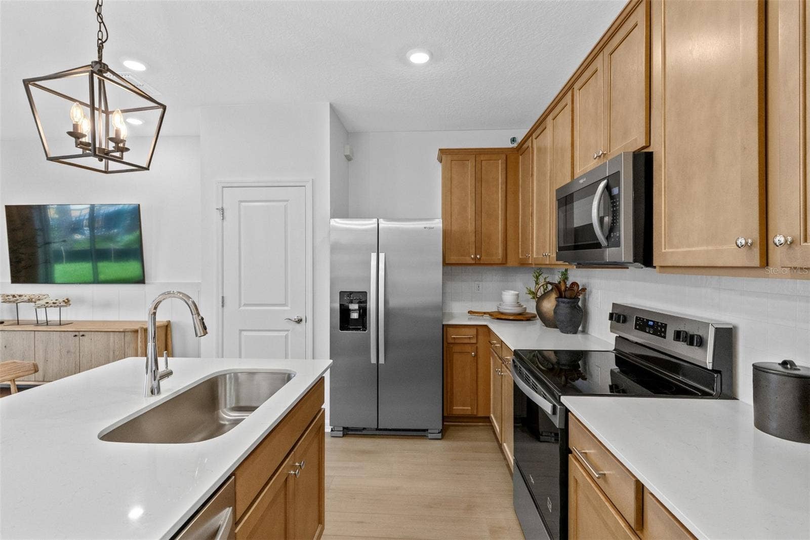 Model Home Design Only. Pictures and furnishings are for illustrative purposes only. Elevations, colors and options may vary. Furniture is for model home staging only.