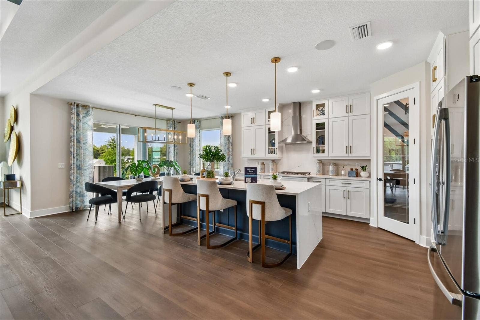 3683 WOLVES CREEK PLACE, Apopka, FL 32712 3683 WOLVES CREEK PLACE, Apopka, FL 32712