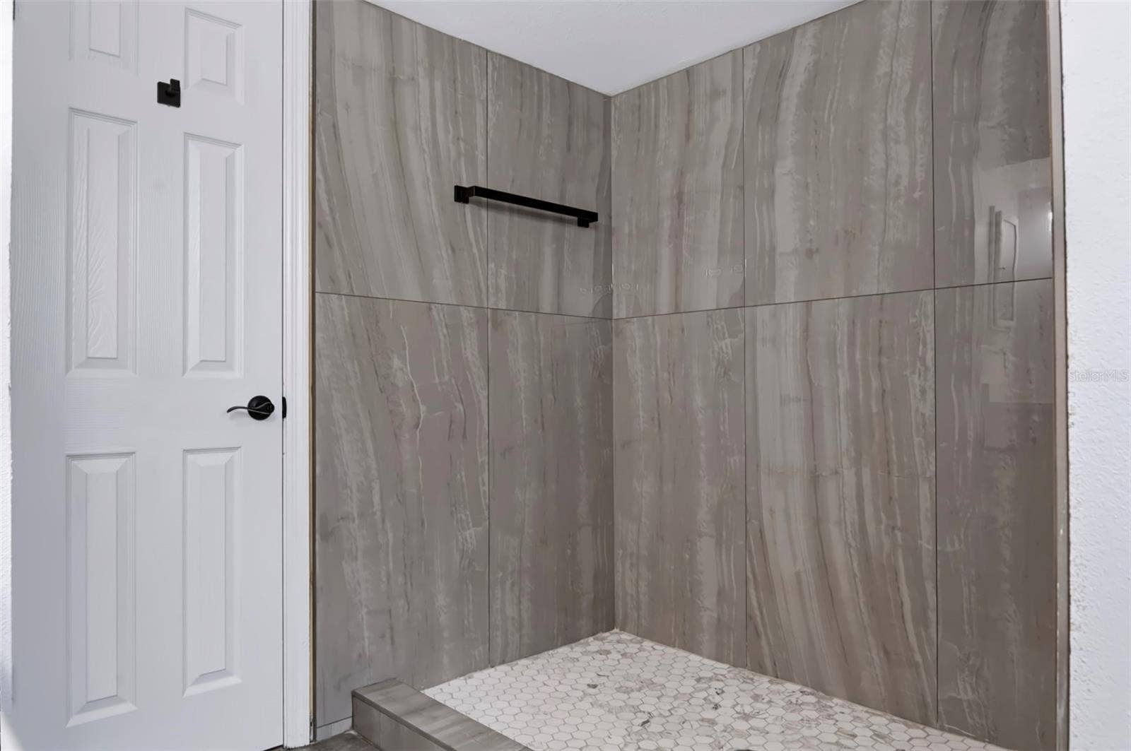 1910 LONG POND DRIVE, Longwood, FL 32779 1910 LONG POND DRIVE, Longwood, FL 32779