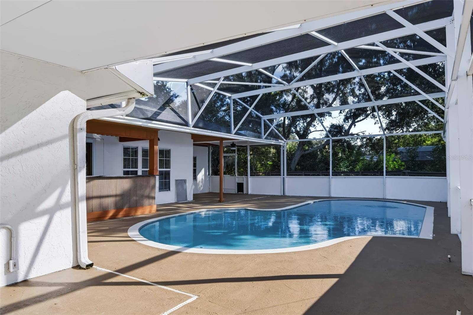 1910 LONG POND DRIVE, Longwood, FL 32779 1910 LONG POND DRIVE, Longwood, FL 32779