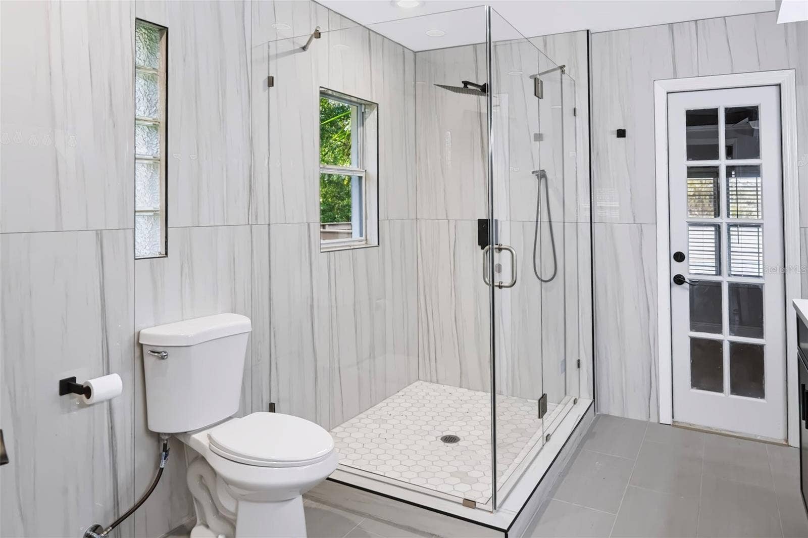 1910 LONG POND DRIVE, Longwood, FL 32779 1910 LONG POND DRIVE, Longwood, FL 32779