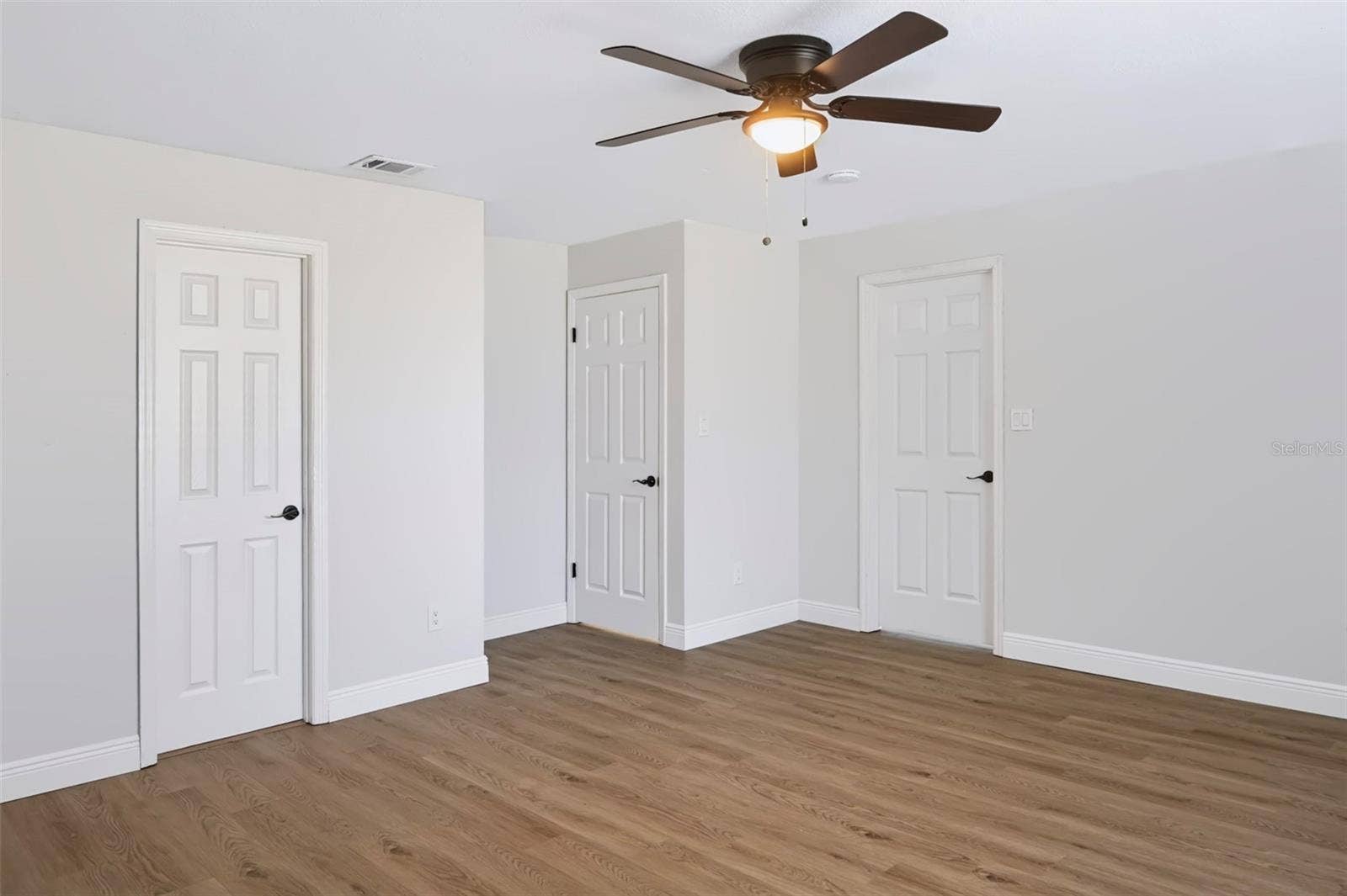 1910 LONG POND DRIVE, Longwood, FL 32779 1910 LONG POND DRIVE, Longwood, FL 32779