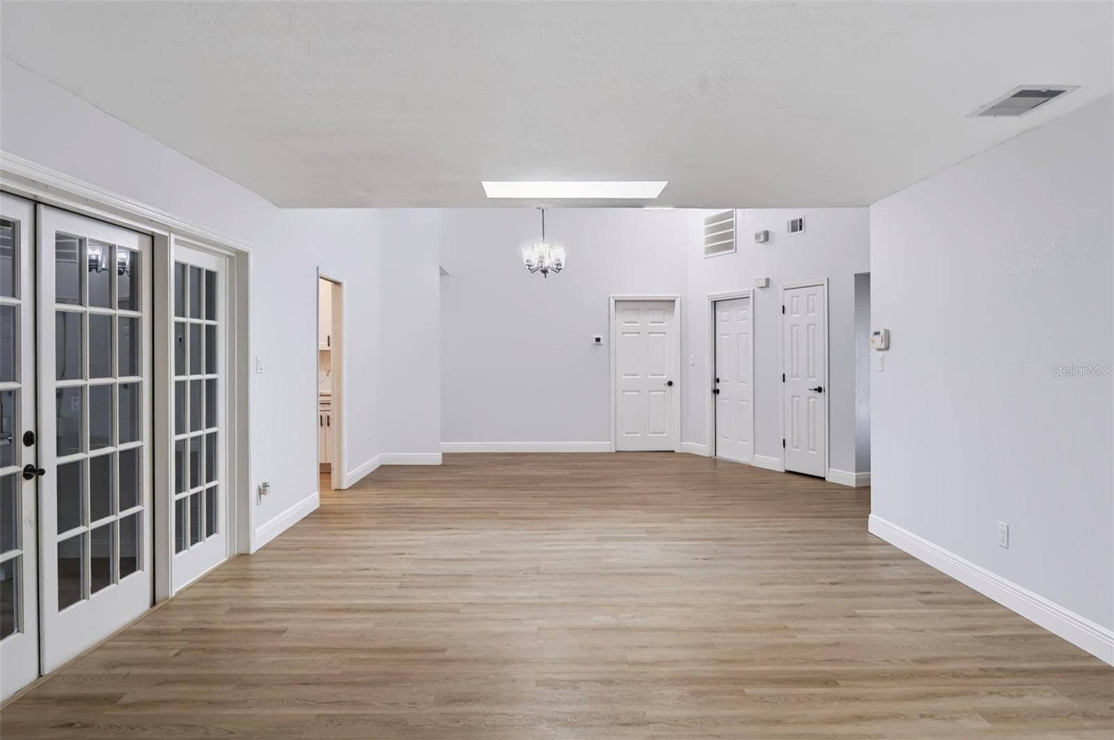 1910 LONG POND DRIVE, Longwood, FL 32779 1910 LONG POND DRIVE, Longwood, FL 32779