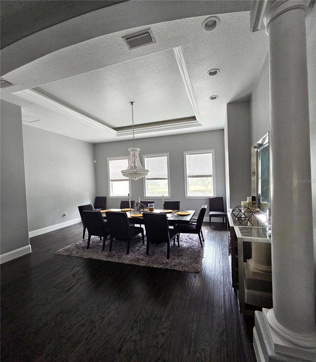 dining 1