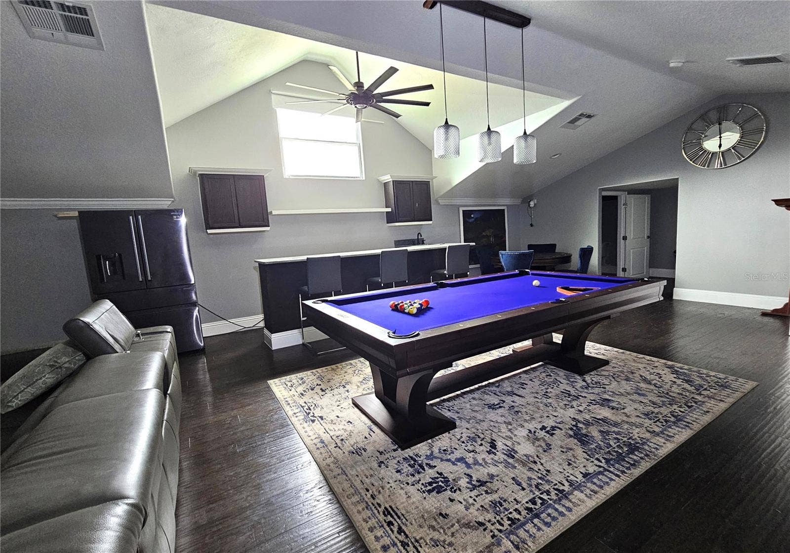 bonus lounge area