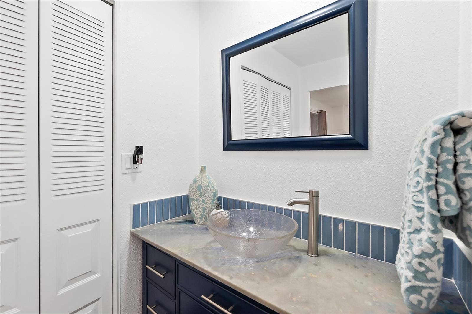 5660 WOOD STREET, Port Orange, FL 32127 5660 WOOD STREET, Port Orange, FL 32127