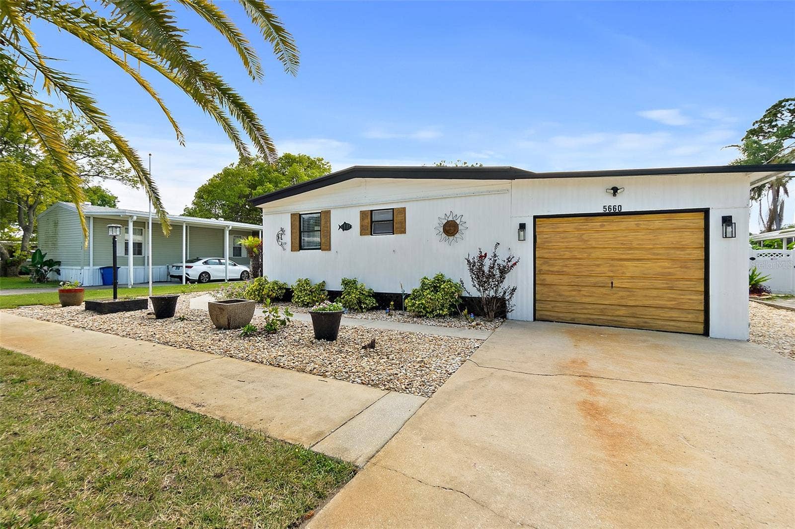 5660 WOOD STREET, Port Orange, FL 32127 5660 WOOD STREET, Port Orange, FL 32127