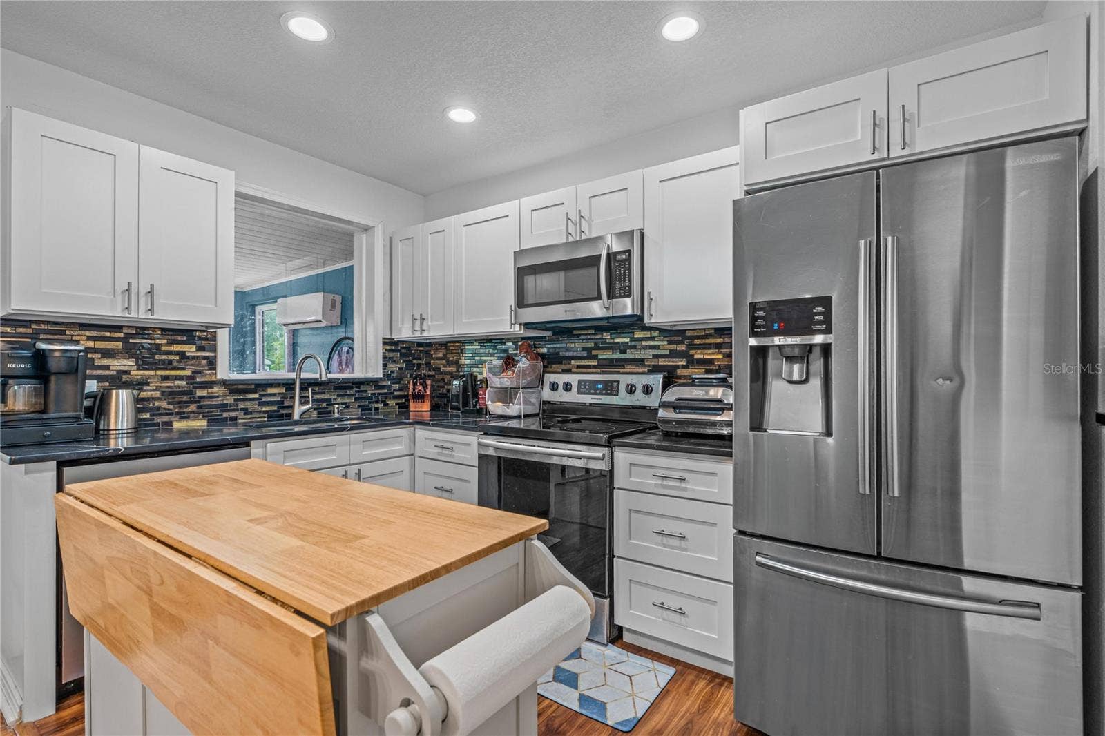 555 RIDGE BOULEVARD, South Daytona, FL 32119 555 RIDGE BOULEVARD, South Daytona, FL 32119