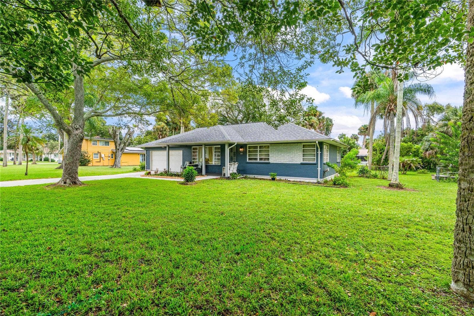555 RIDGE BOULEVARD, South Daytona, FL 32119 555 RIDGE BOULEVARD, South Daytona, FL 32119