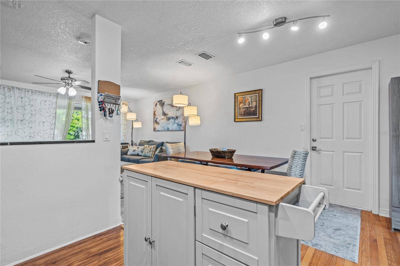 555 RIDGE BOULEVARD, South Daytona, FL 32119 555 RIDGE BOULEVARD, South Daytona, FL 32119