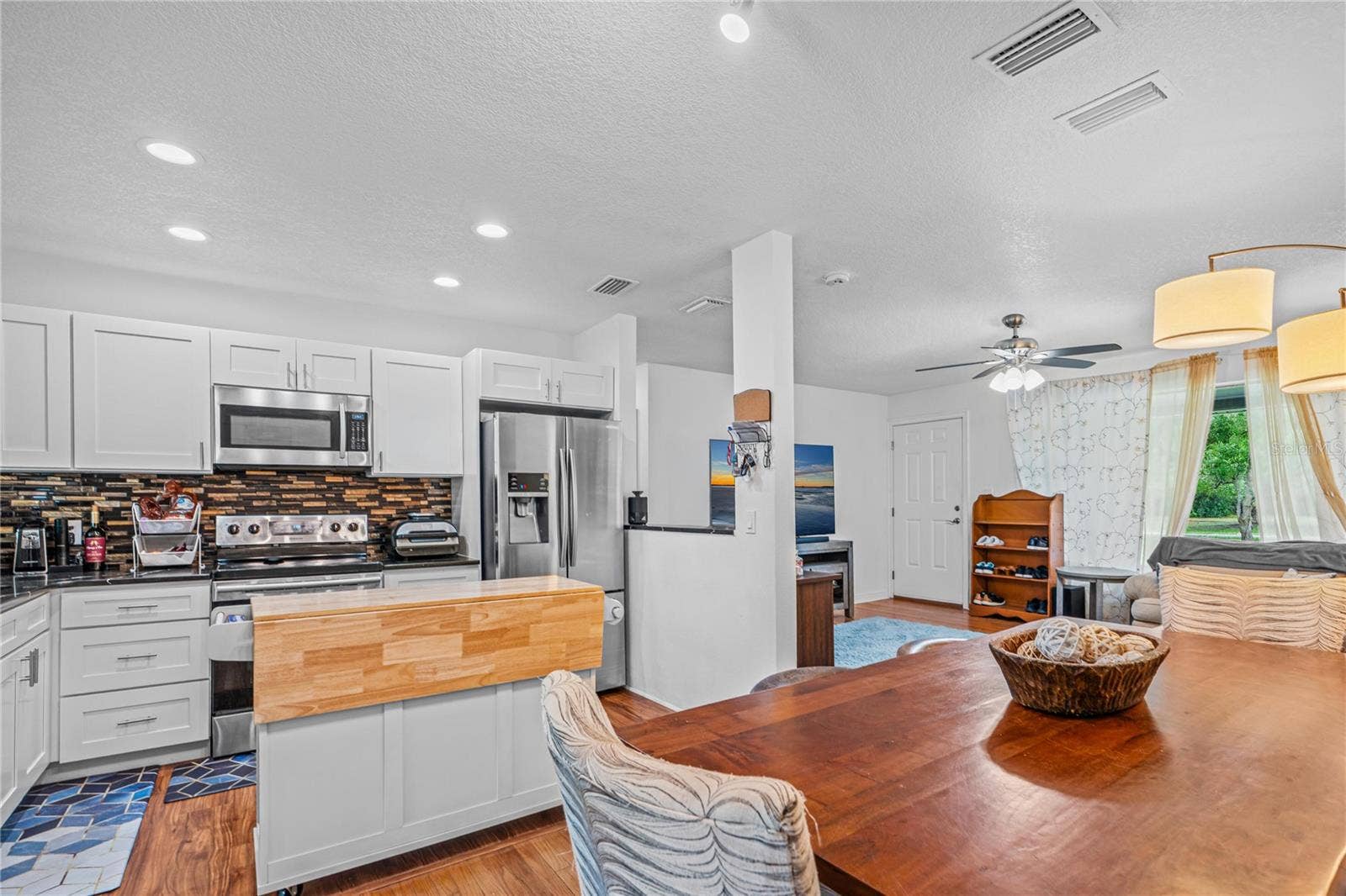 555 RIDGE BOULEVARD, South Daytona, FL 32119 555 RIDGE BOULEVARD, South Daytona, FL 32119