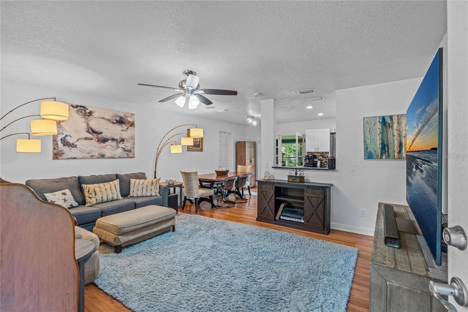 555 RIDGE BOULEVARD, South Daytona, FL 32119 555 RIDGE BOULEVARD, South Daytona, FL 32119