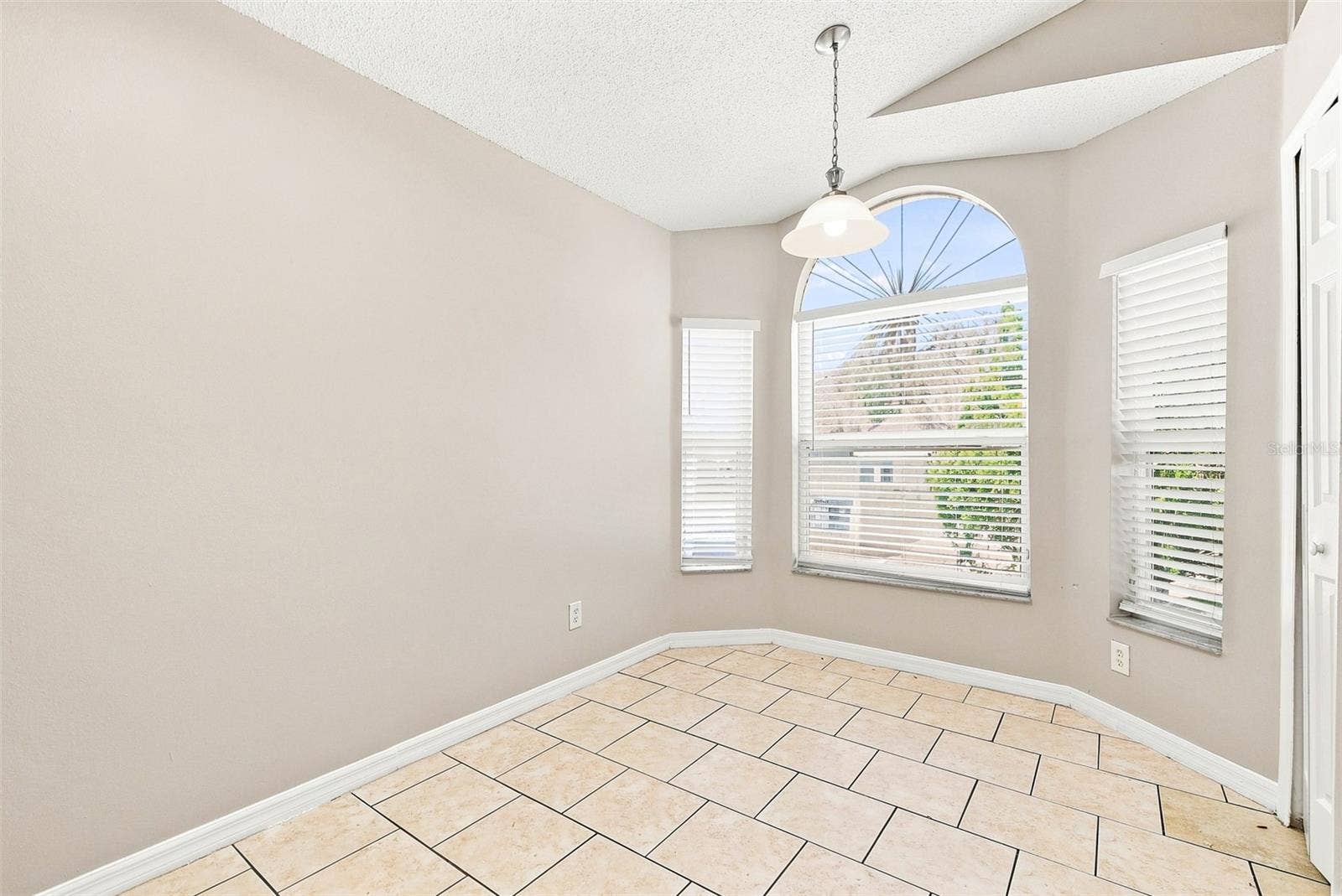 4758 MUIR VILLAGE, Orlando, FL 32808 4758 MUIR VILLAGE, Orlando, FL 32808